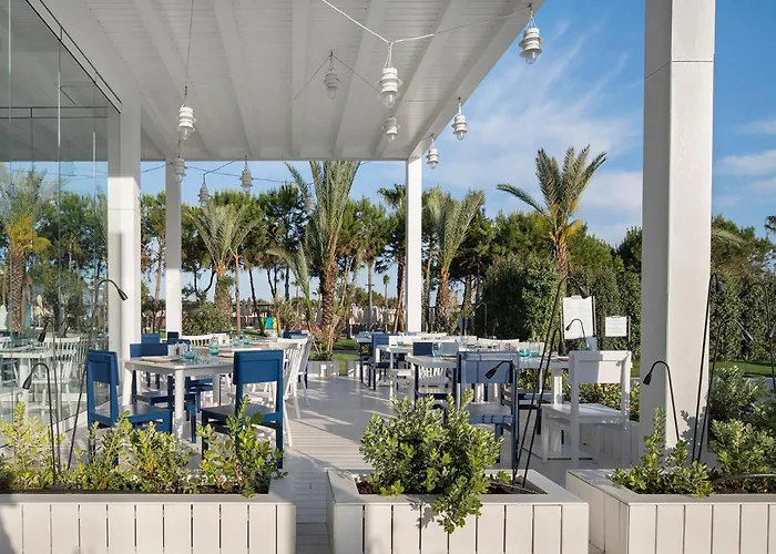 Voyage Golf & מלון