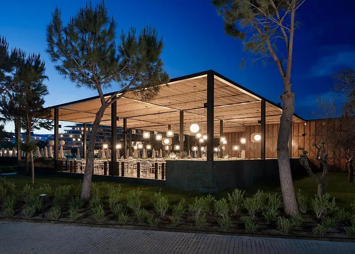 Voyage Golf & מלון באלאק