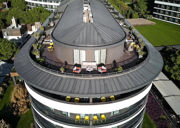 Voyage Golf & מלון באלאק