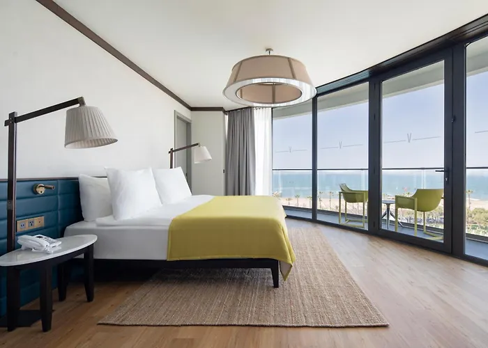 Voyage Golf & מלון באלאק